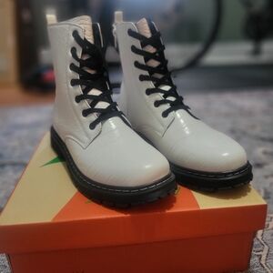 Elegant White Lace-Up Combat Boots